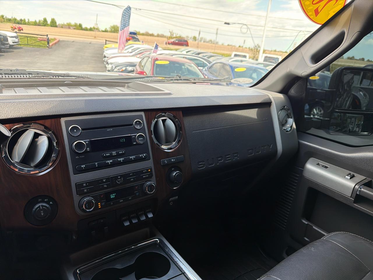 Ford Super Duty F-250 SRW 4WD Crew Cab 156" Lariat 2011