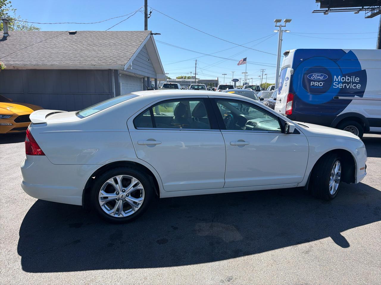 Ford Fusion 4dr Sdn SE FWD 2012