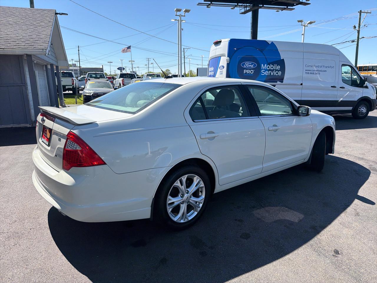 Ford Fusion 4dr Sdn SE FWD 2012