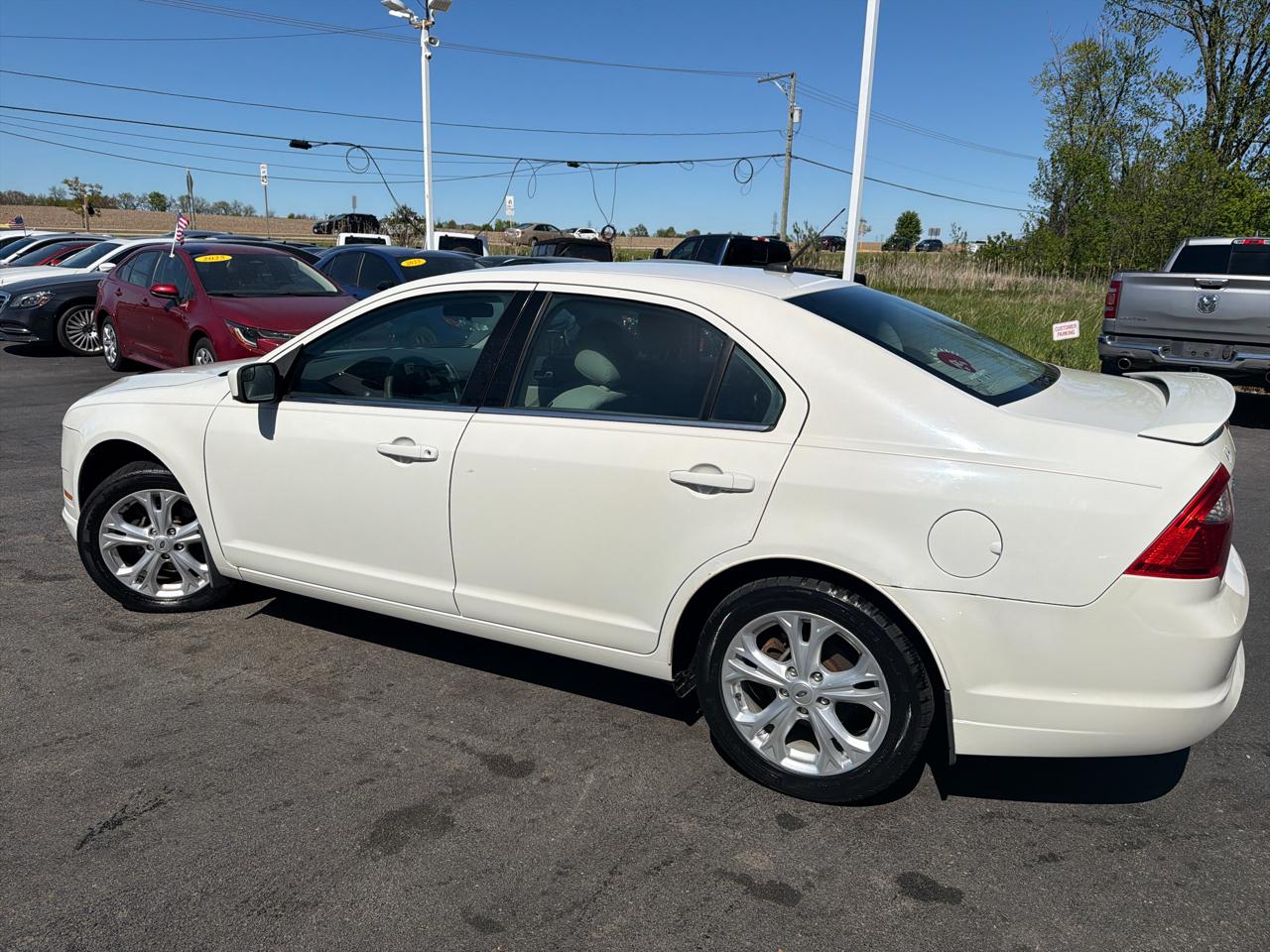 Ford Fusion 4dr Sdn SE FWD 2012