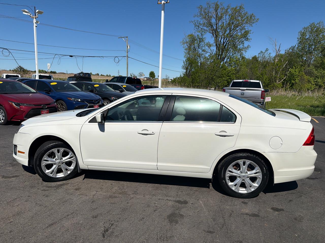 Ford Fusion 4dr Sdn SE FWD 2012