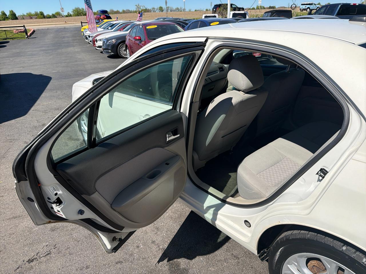 Ford Fusion 4dr Sdn SE FWD 2012