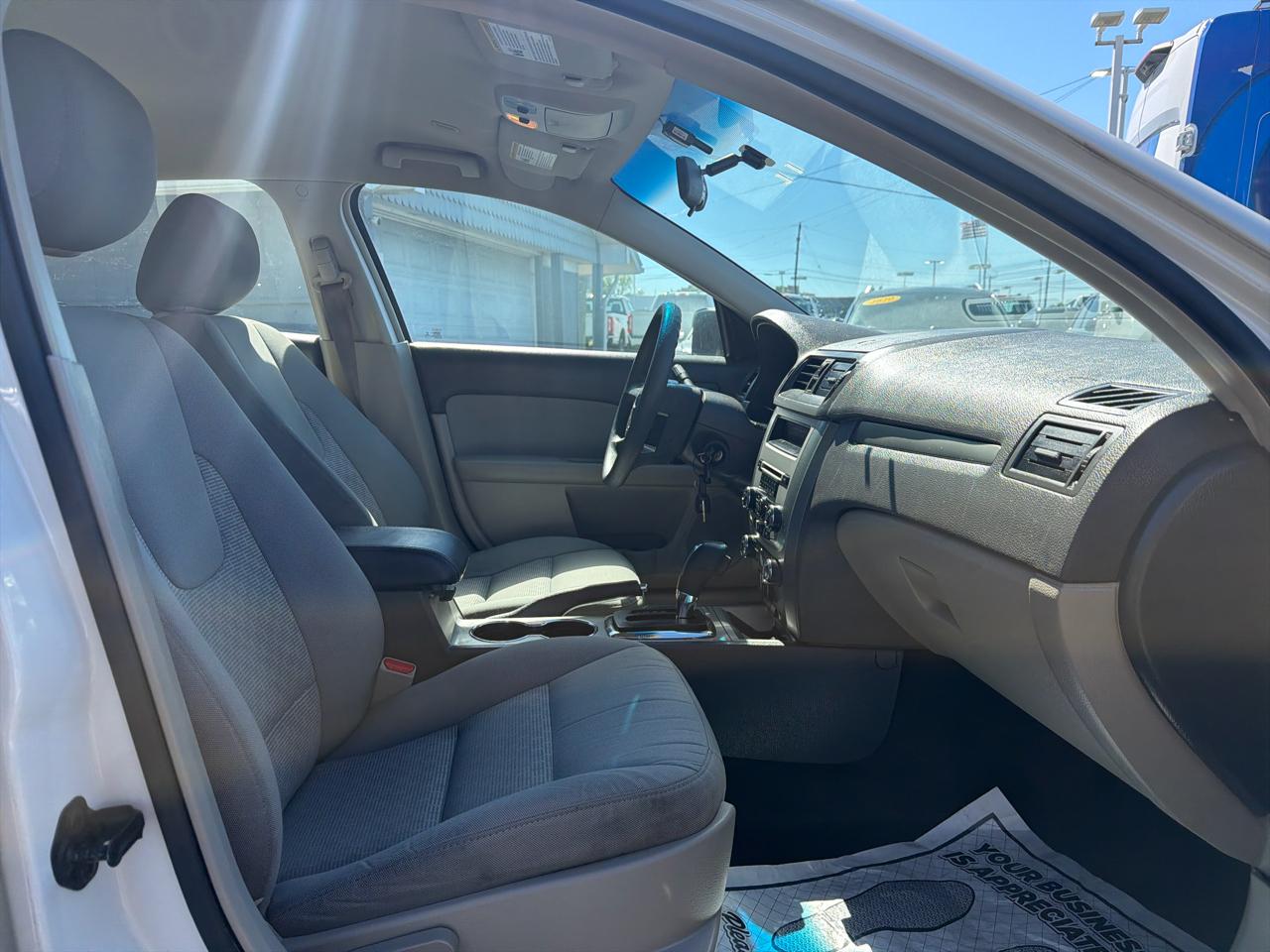 Ford Fusion 4dr Sdn SE FWD 2012