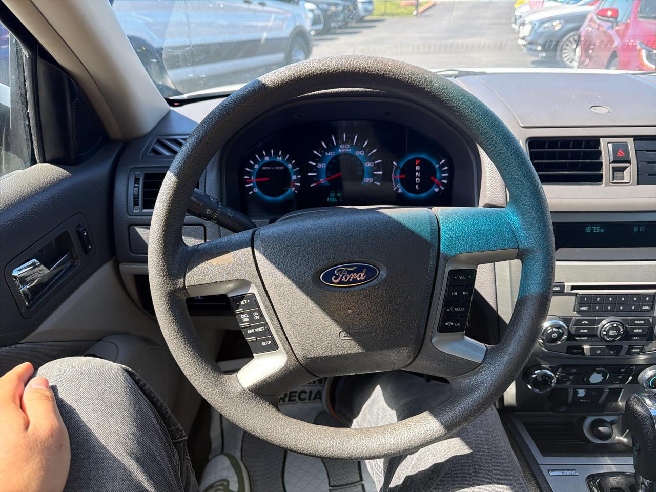 Ford Fusion 4dr Sdn SE FWD 2012