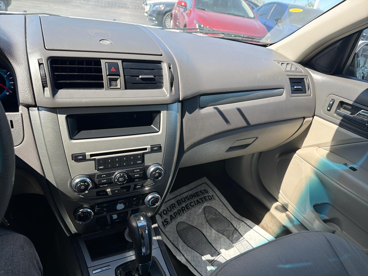 Ford Fusion 4dr Sdn SE FWD 2012