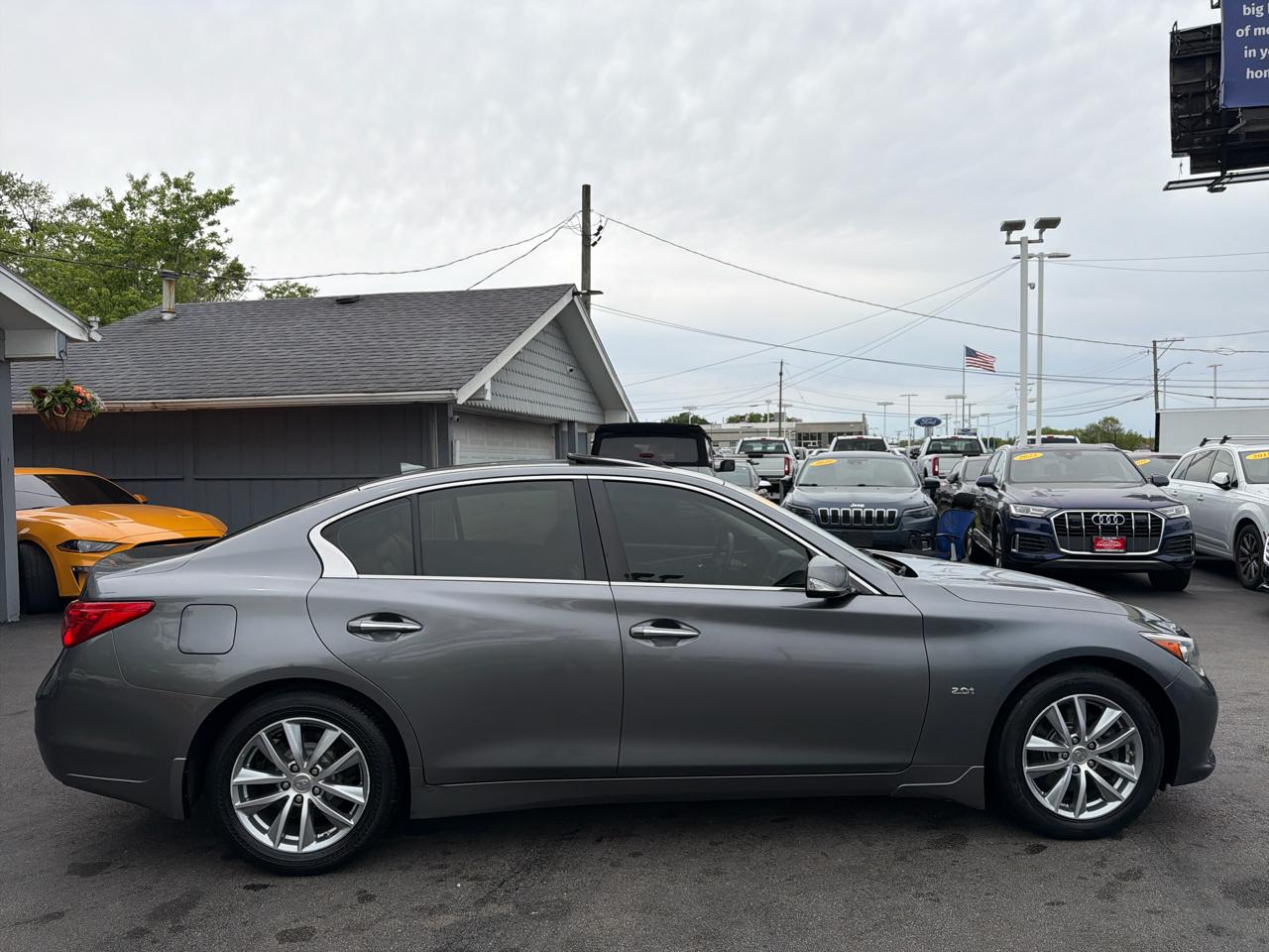 Infiniti Q50 4dr Sdn 2.0t Premium AWD 2016