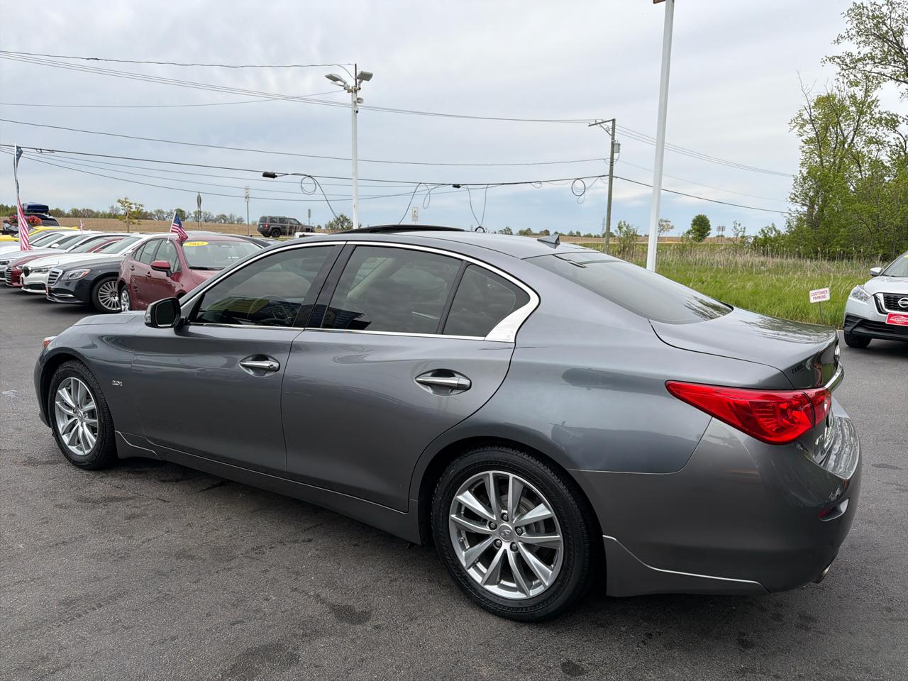 Infiniti Q50 4dr Sdn 2.0t Premium AWD 2016