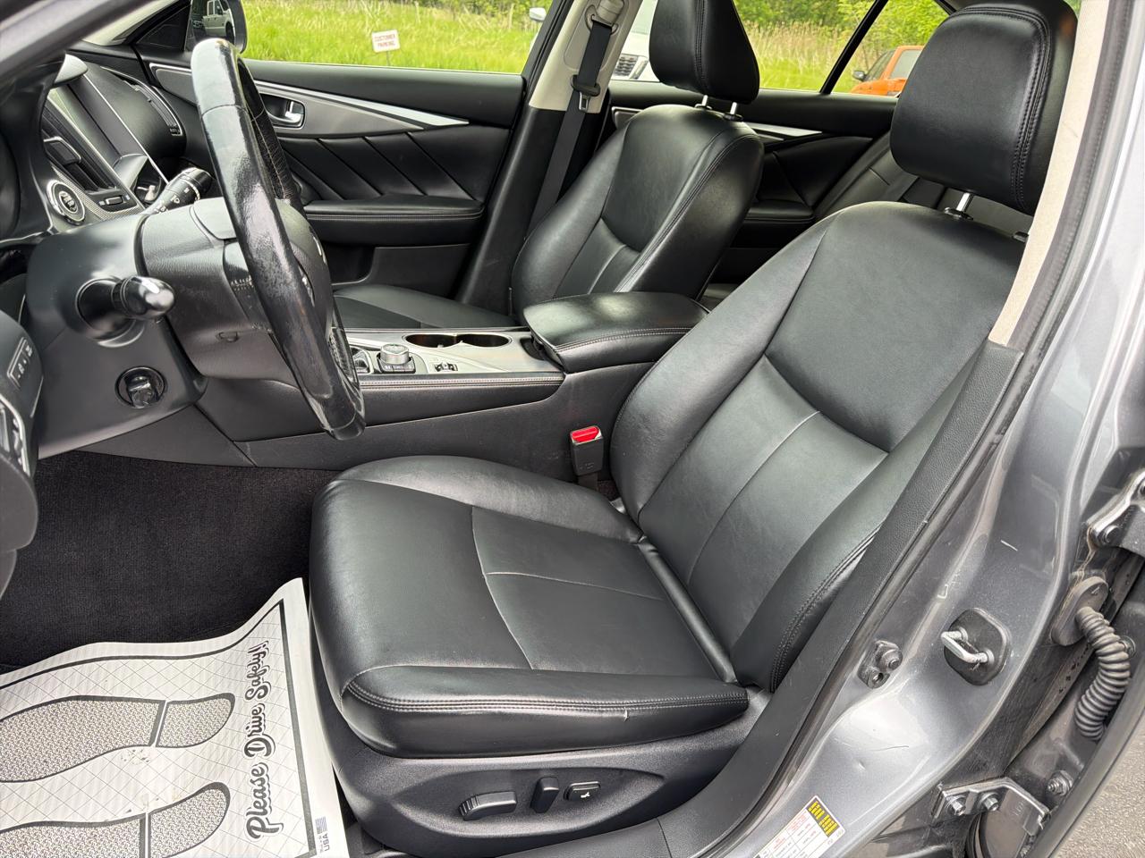 Infiniti Q50 4dr Sdn 2.0t Premium AWD 2016