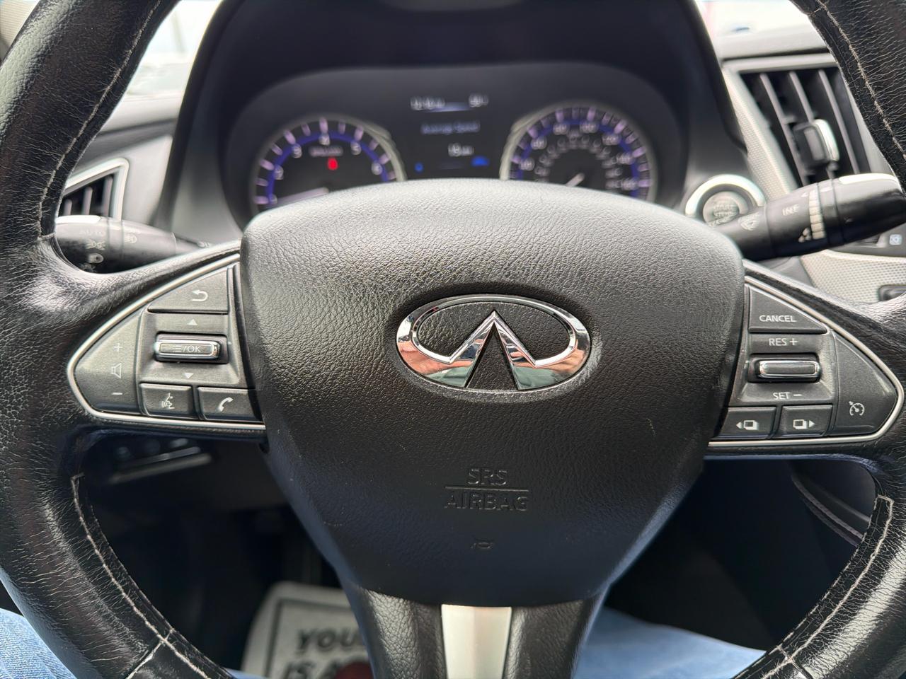 Infiniti Q50 4dr Sdn 2.0t Premium AWD 2016
