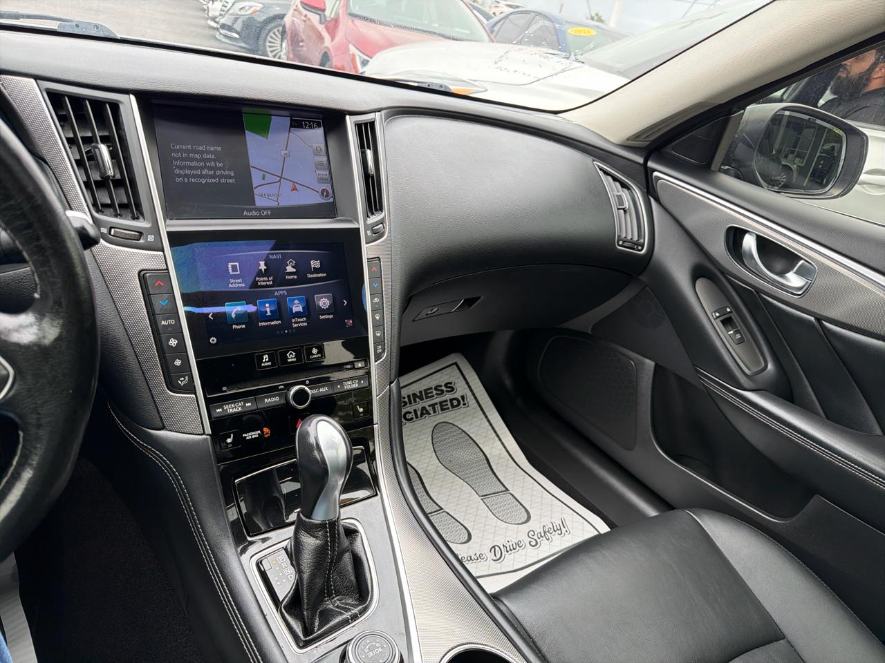 Infiniti Q50 4dr Sdn 2.0t Premium AWD 2016
