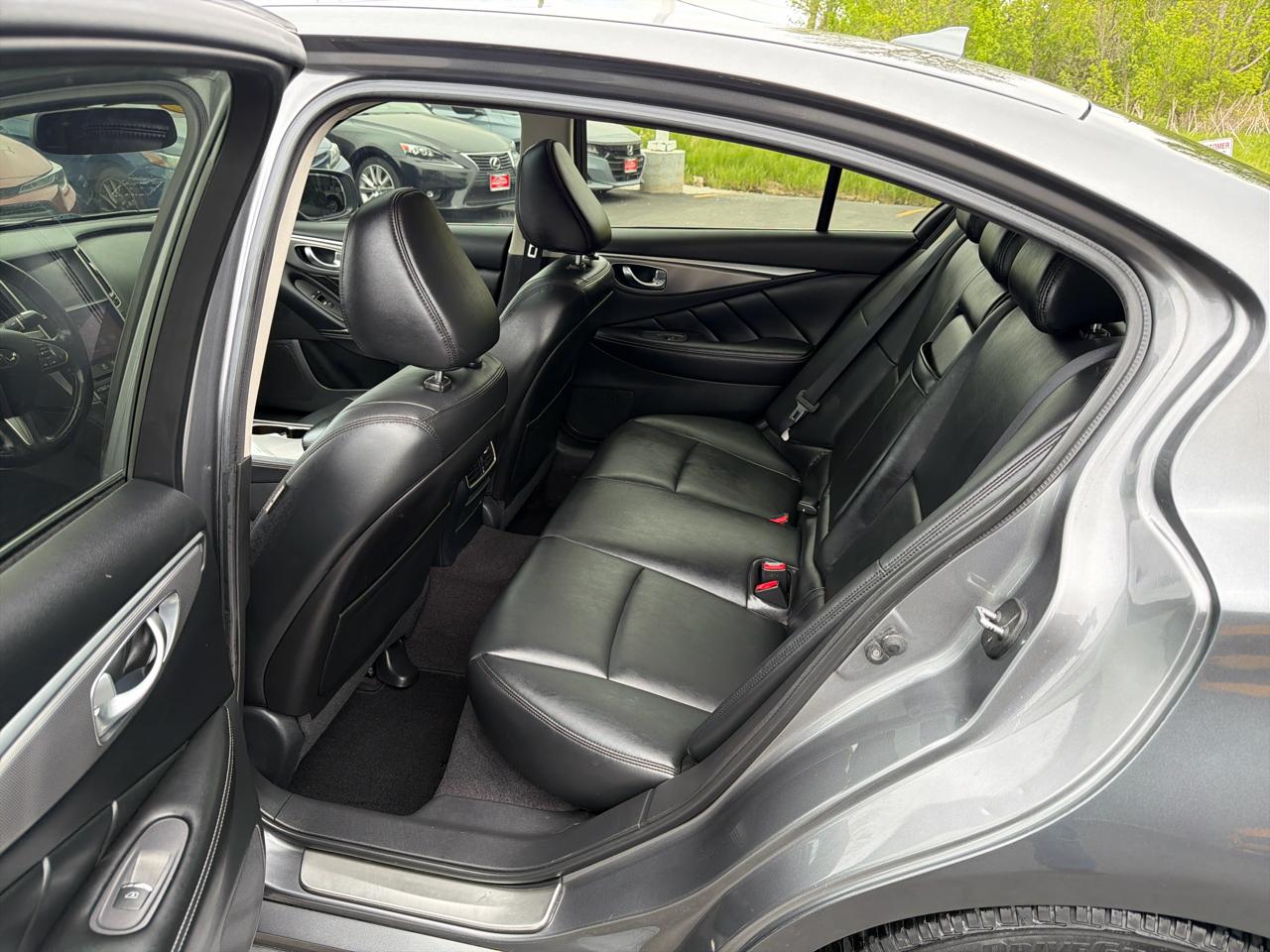 Infiniti Q50 4dr Sdn 2.0t Premium AWD 2016