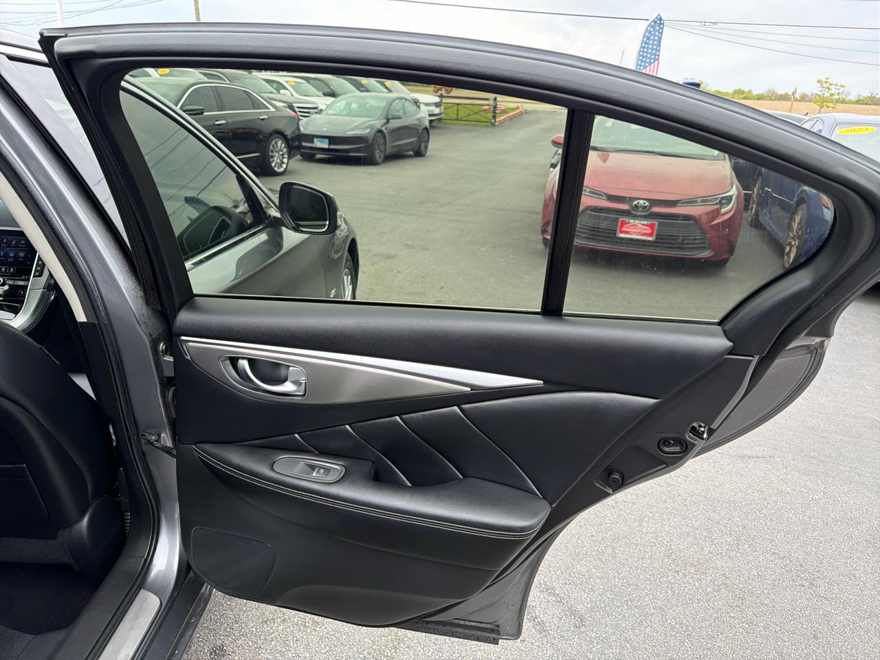 Infiniti Q50 4dr Sdn 2.0t Premium AWD 2016