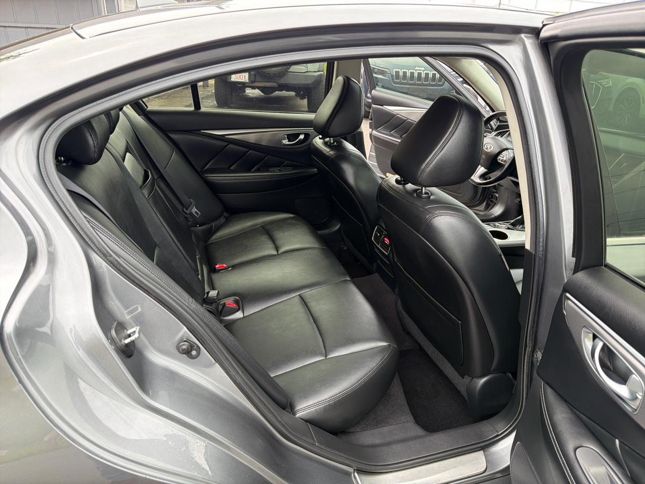 Infiniti Q50 4dr Sdn 2.0t Premium AWD 2016