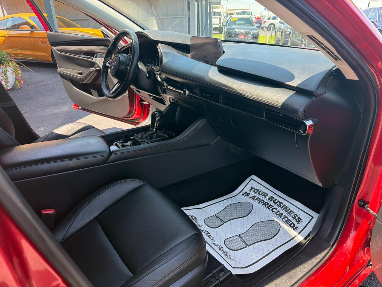 Mazda Mazda3 Sedan FWD w/Preferred Pkg 2019