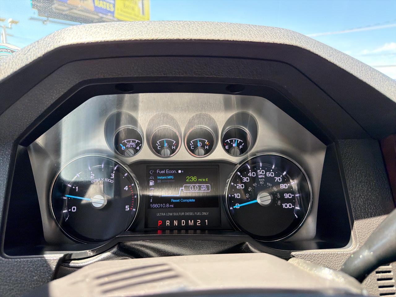 Ford Super Duty F-250 SRW 4WD Crew Cab 156" Lariat 2013
