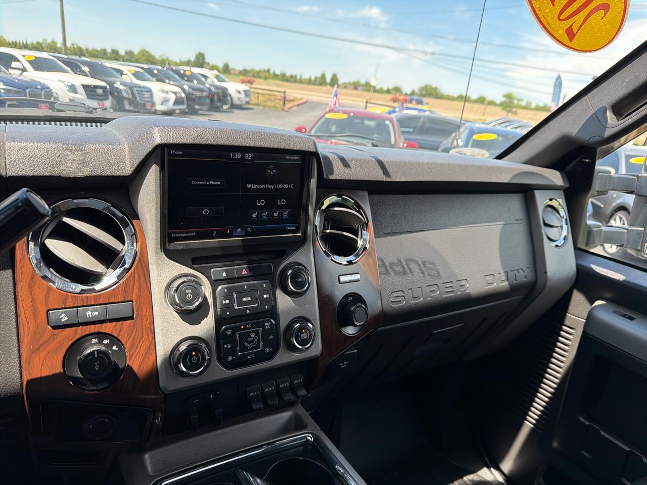 Ford Super Duty F-250 SRW 4WD Crew Cab 156" Lariat 2013