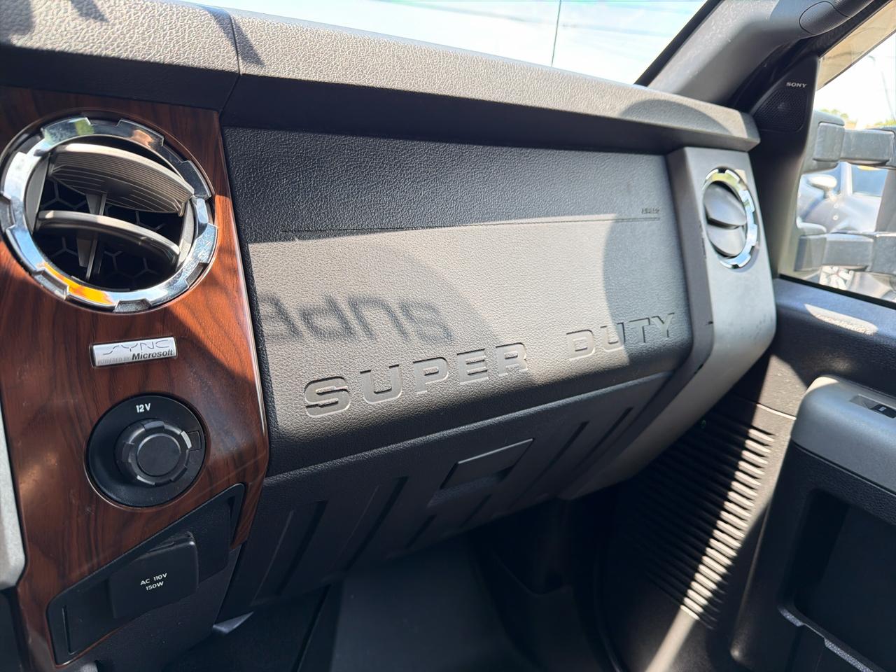 Ford Super Duty F-250 SRW 4WD Crew Cab 156" Lariat 2013