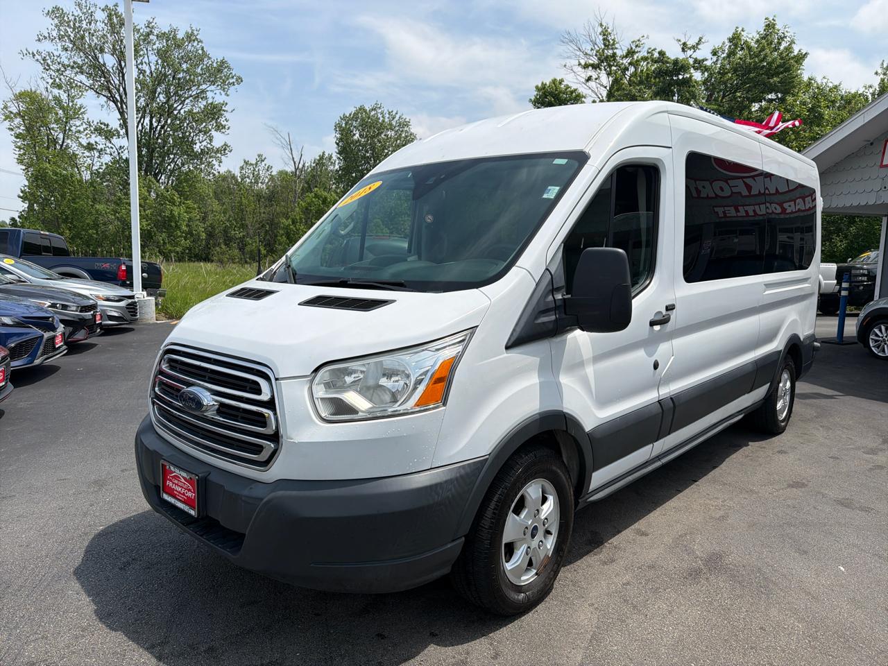 Ford Transit Passenger Wagon T-350 148" Med Roof XLT Sliding RH Dr 2018