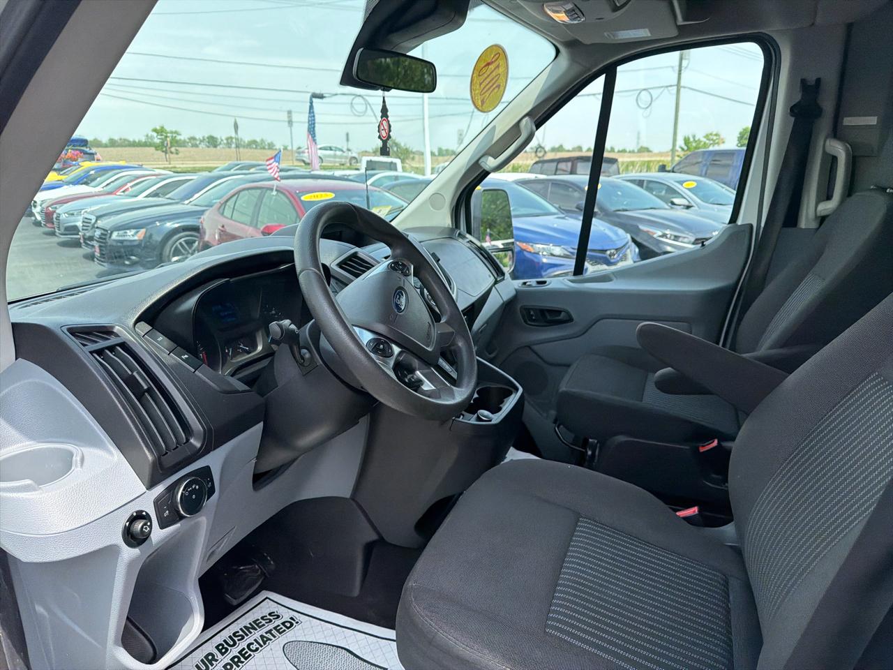 Ford Transit Passenger Wagon T-350 148" Med Roof XLT Sliding RH Dr 2018