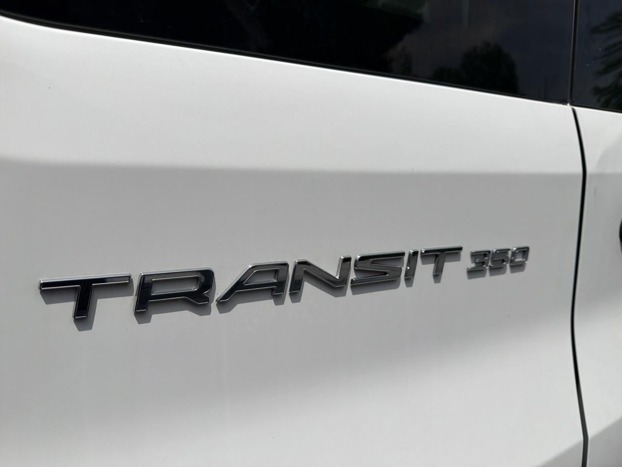 Ford Transit Passenger Wagon T-350 148" Med Roof XLT Sliding RH Dr 2018