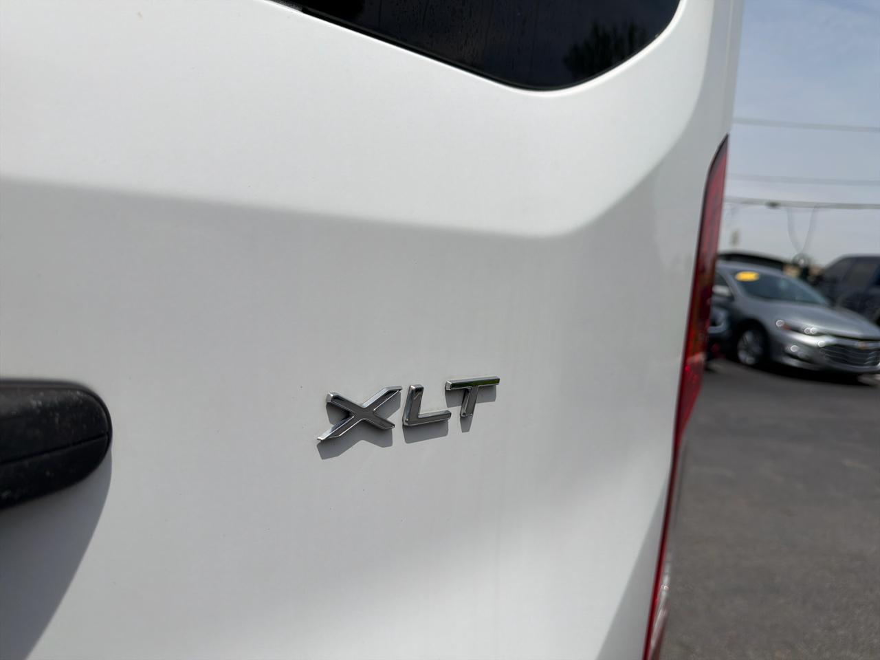 Ford Transit Passenger Wagon T-350 148" Med Roof XLT Sliding RH Dr 2018