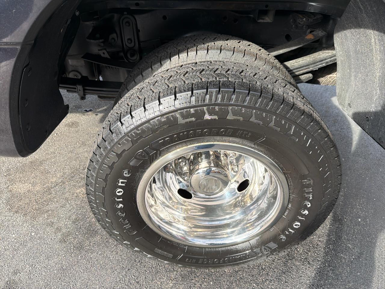 Ford Super Duty F-350 DRW XLT 4WD Crew Cab 8' Box 2023