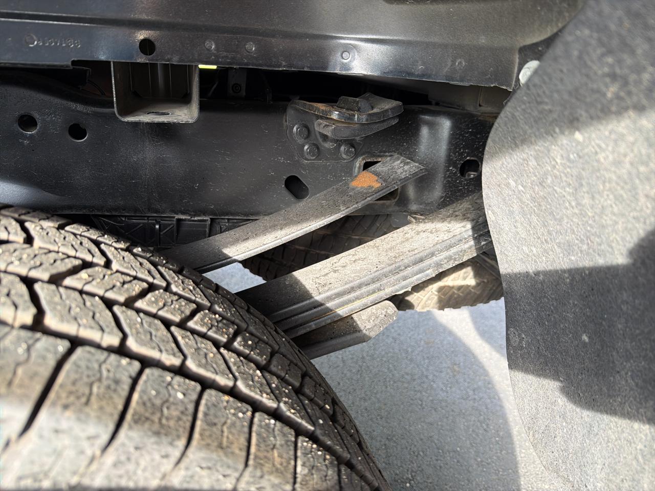 Ford Super Duty F-350 DRW XLT 4WD Crew Cab 8' Box 2023