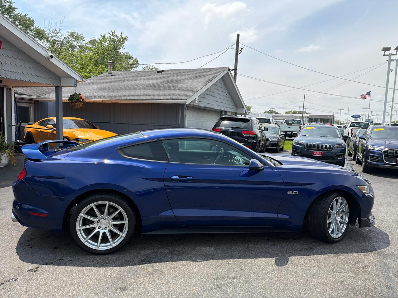 Ford Mustang 2dr Fastback GT Premium 2016