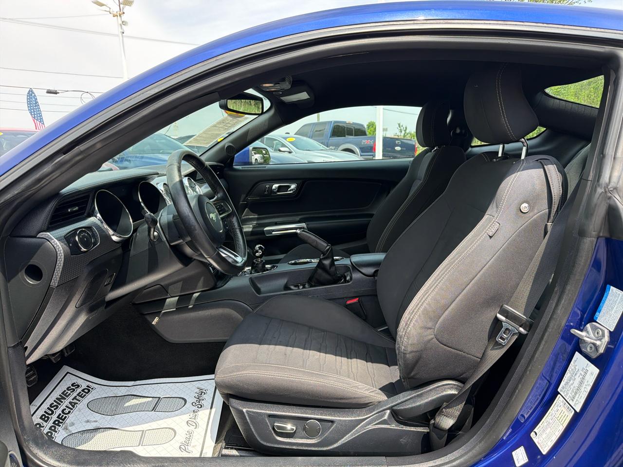 Ford Mustang 2dr Fastback GT Premium 2016