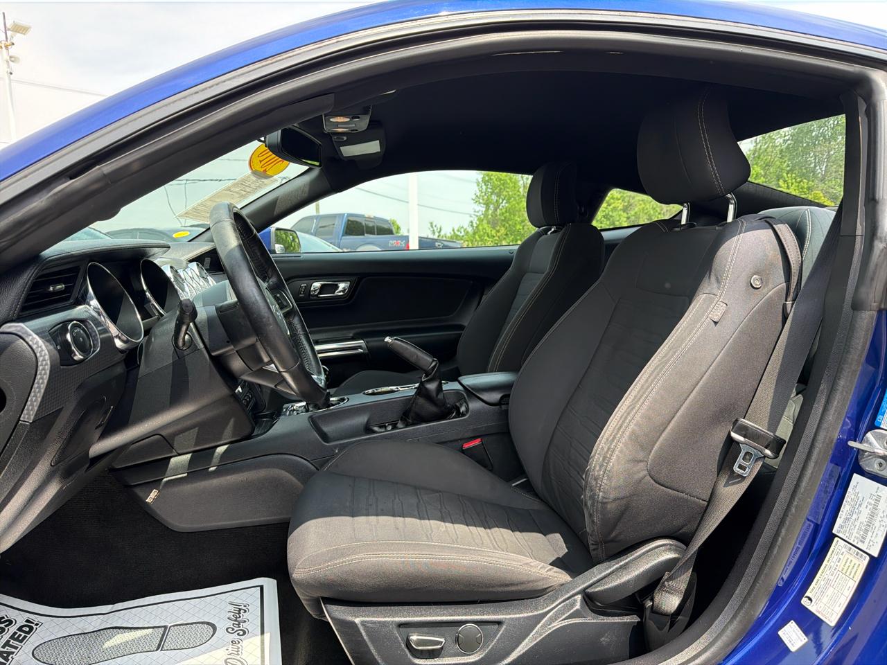 Ford Mustang 2dr Fastback GT Premium 2016
