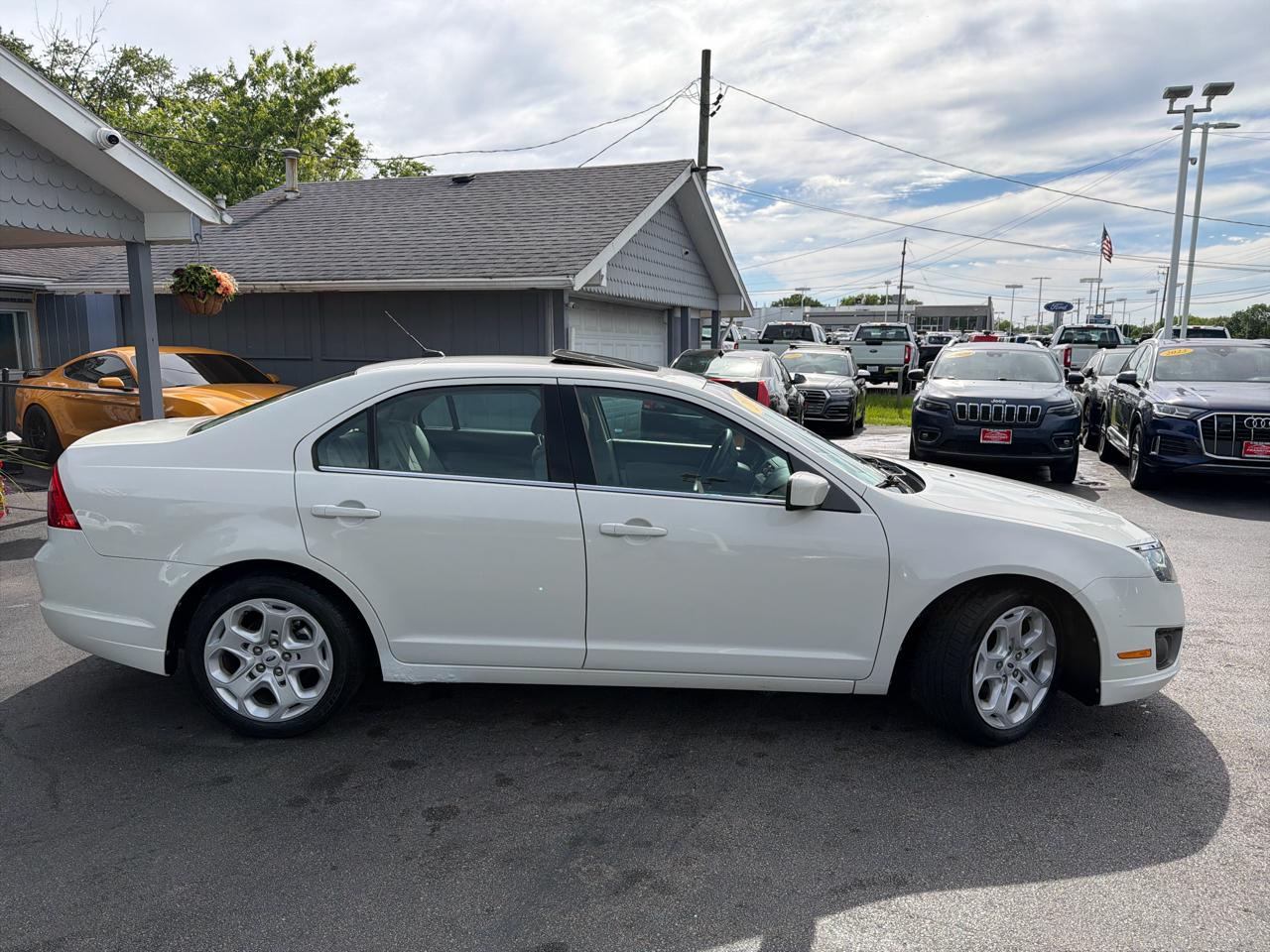 Ford Fusion 4dr Sdn SE FWD 2011