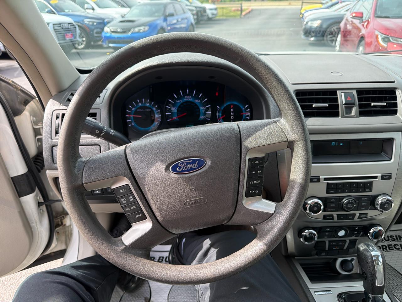 Ford Fusion 4dr Sdn SE FWD 2011