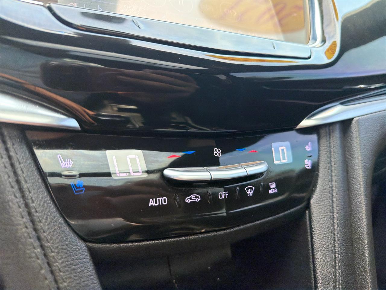 Cadillac XT6 FWD 4dr Premium Luxury 2021