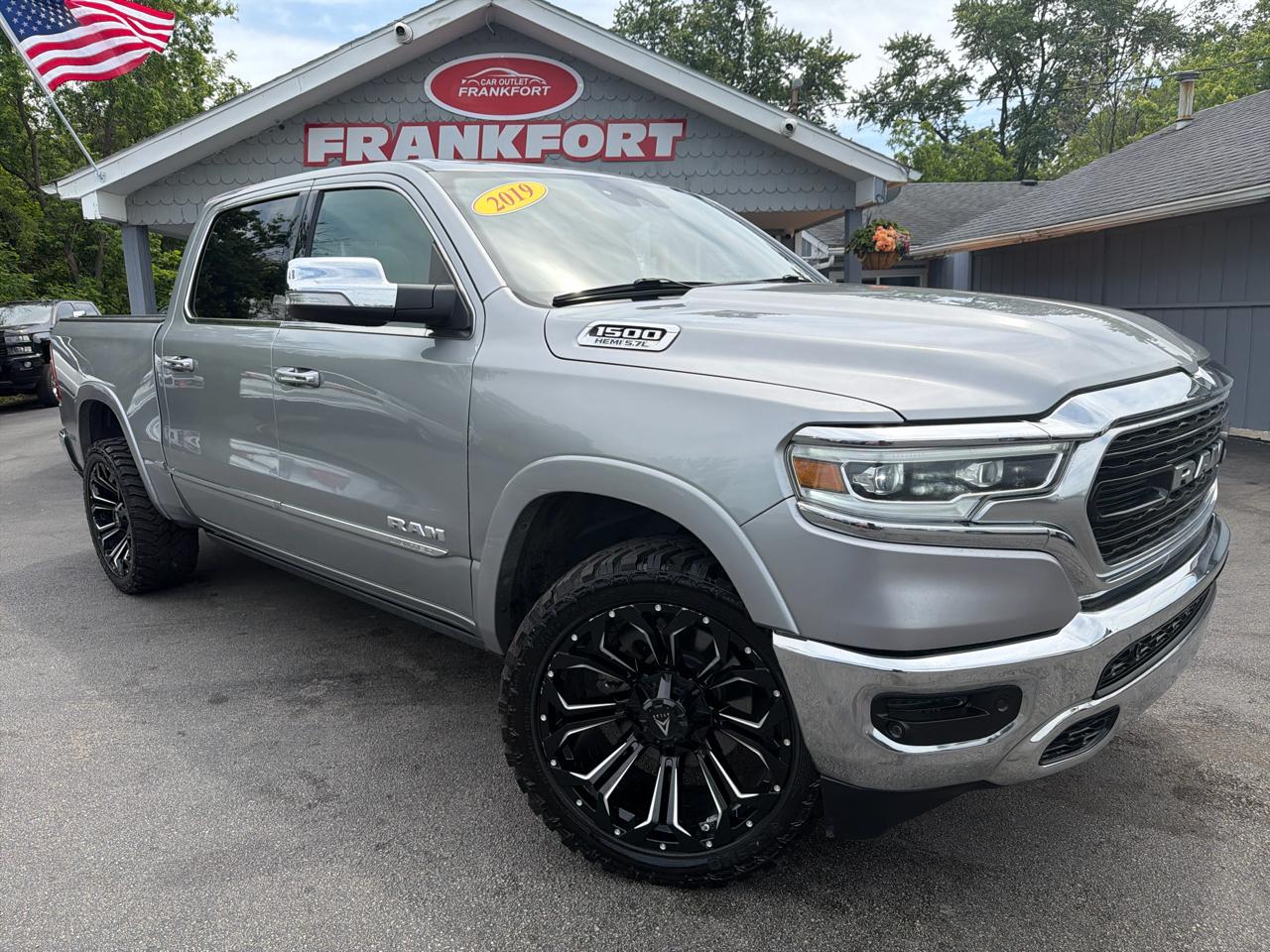 RAM 1500 Limited 4x4 Crew Cab 5'7" Box 2019