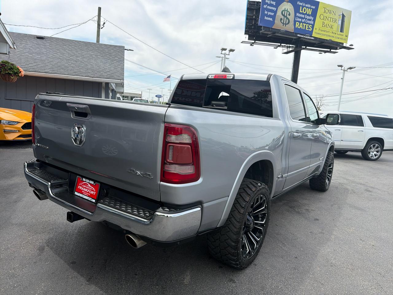 RAM 1500 Limited 4x4 Crew Cab 5'7" Box 2019