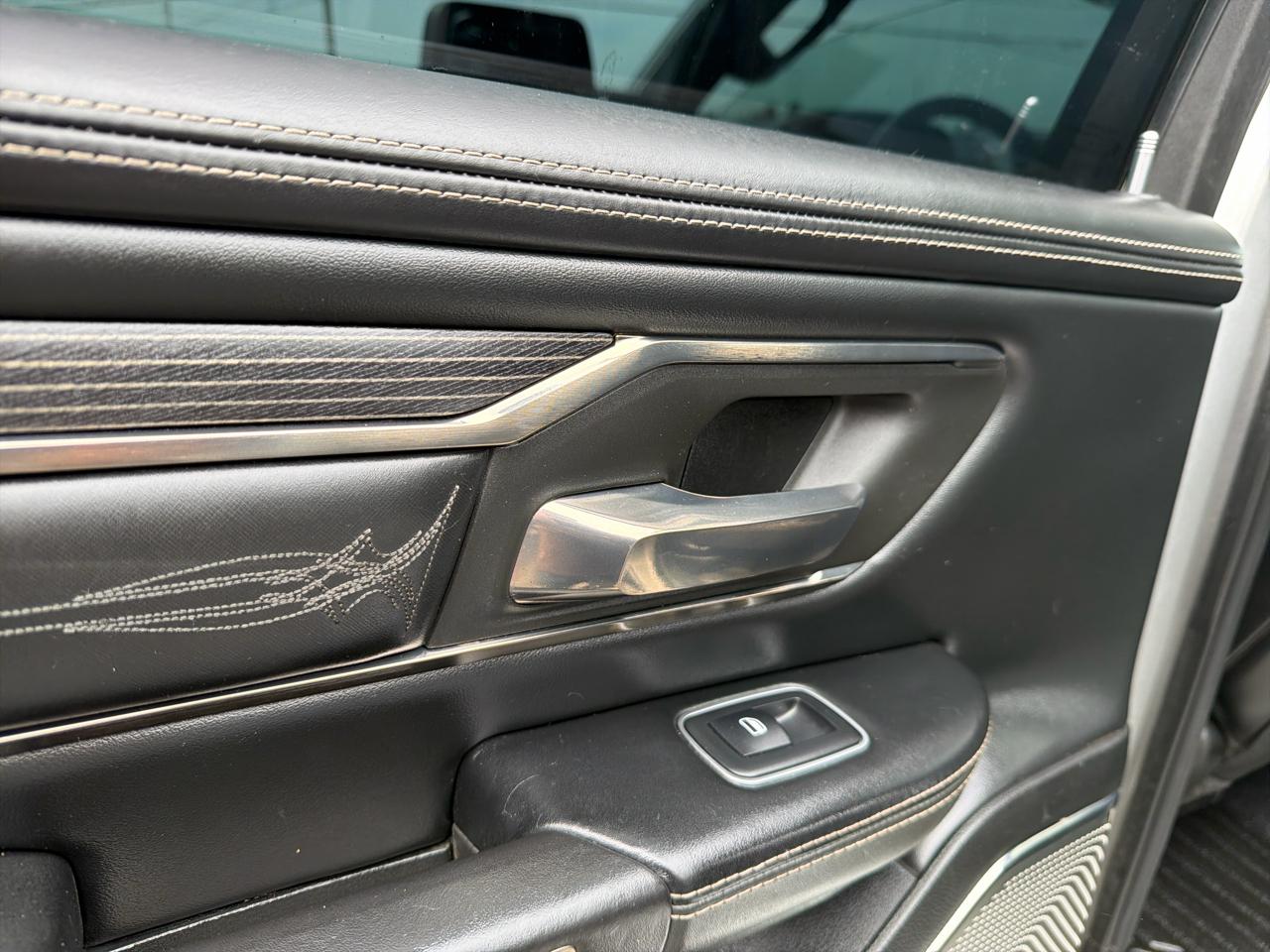RAM 1500 Limited 4x4 Crew Cab 5'7" Box 2019