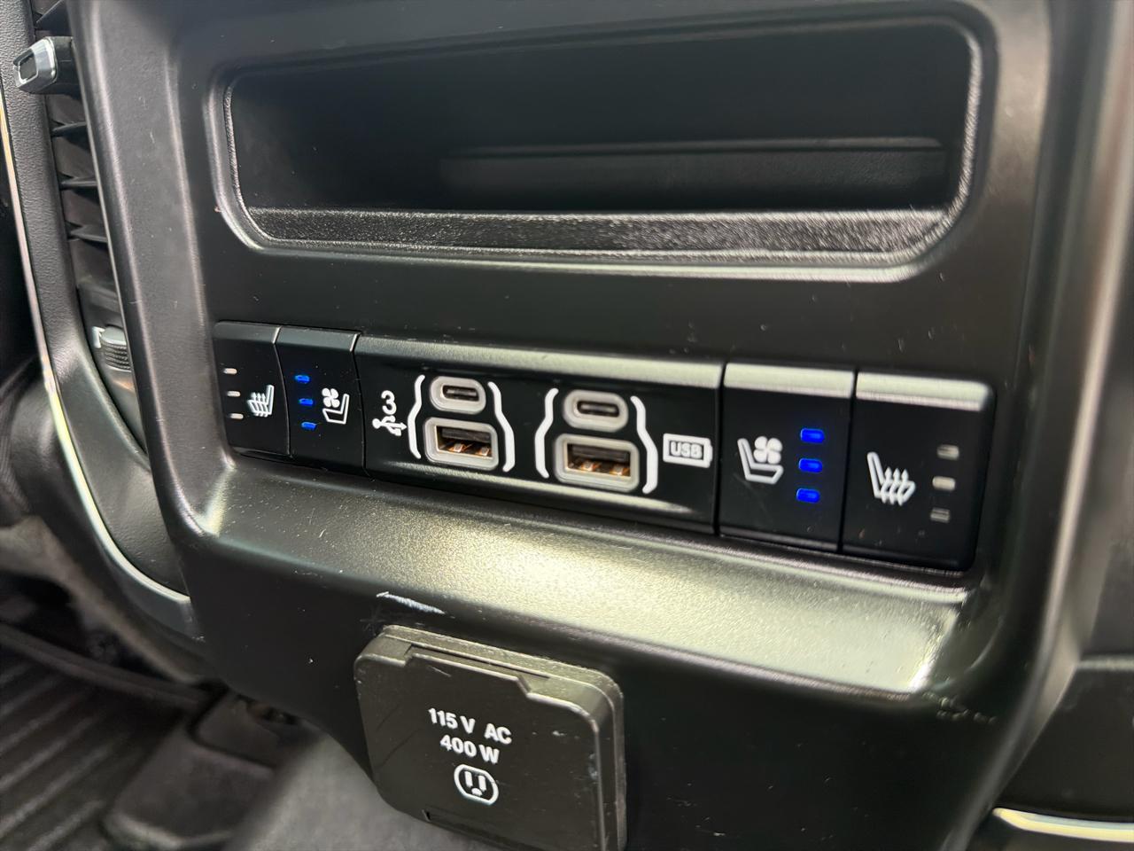 RAM 1500 Limited 4x4 Crew Cab 5'7" Box 2019