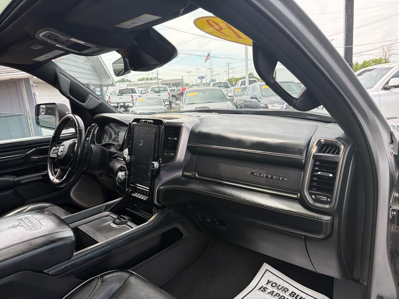 RAM 1500 Limited 4x4 Crew Cab 5'7" Box 2019