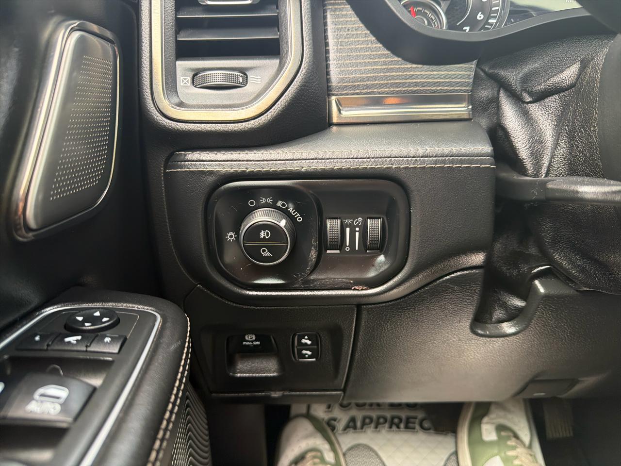 RAM 1500 Limited 4x4 Crew Cab 5'7" Box 2019