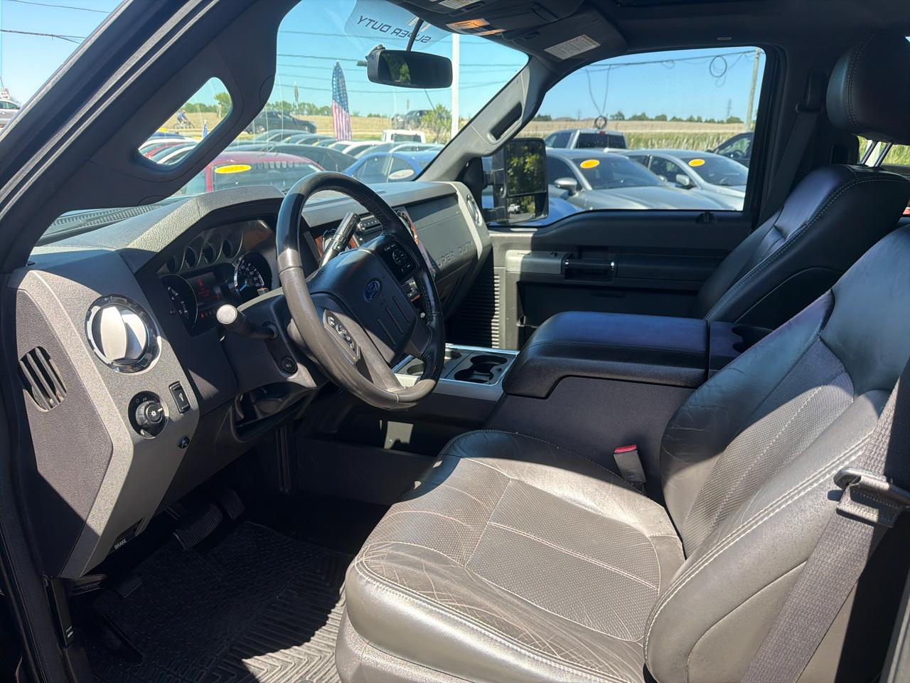 Ford Super Duty F-350 SRW 4WD Crew Cab 156" Lariat 2011