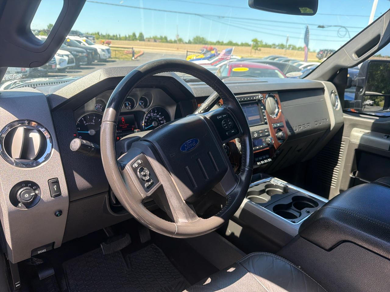 Ford Super Duty F-350 SRW 4WD Crew Cab 156" Lariat 2011
