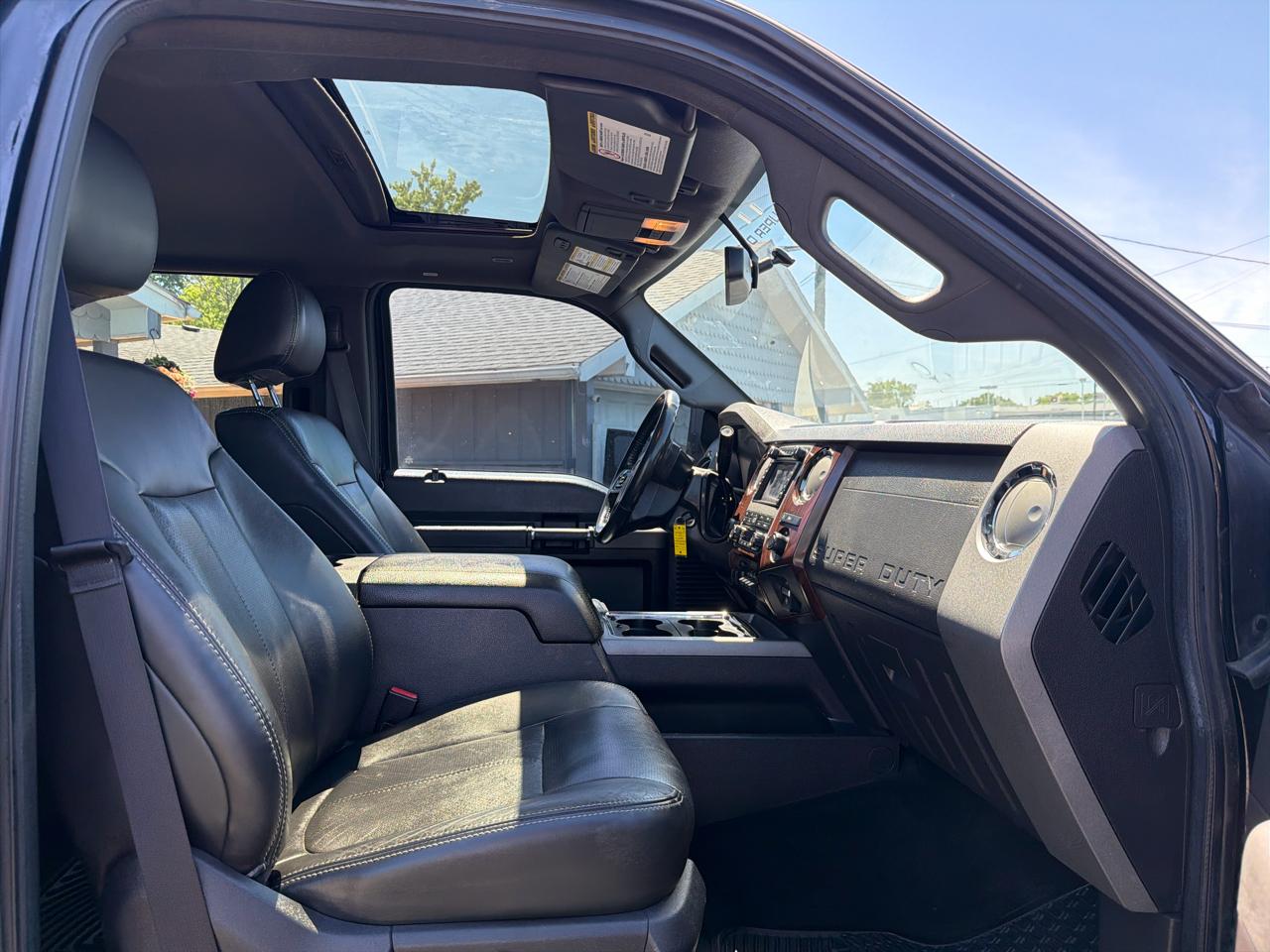 Ford Super Duty F-350 SRW 4WD Crew Cab 156" Lariat 2011