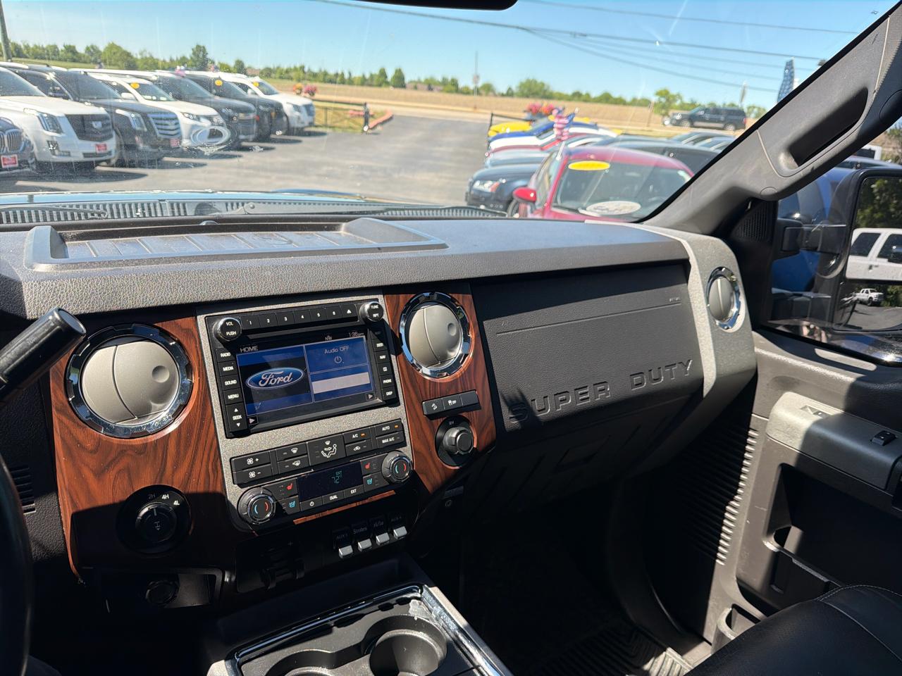 Ford Super Duty F-350 SRW 4WD Crew Cab 156" Lariat 2011