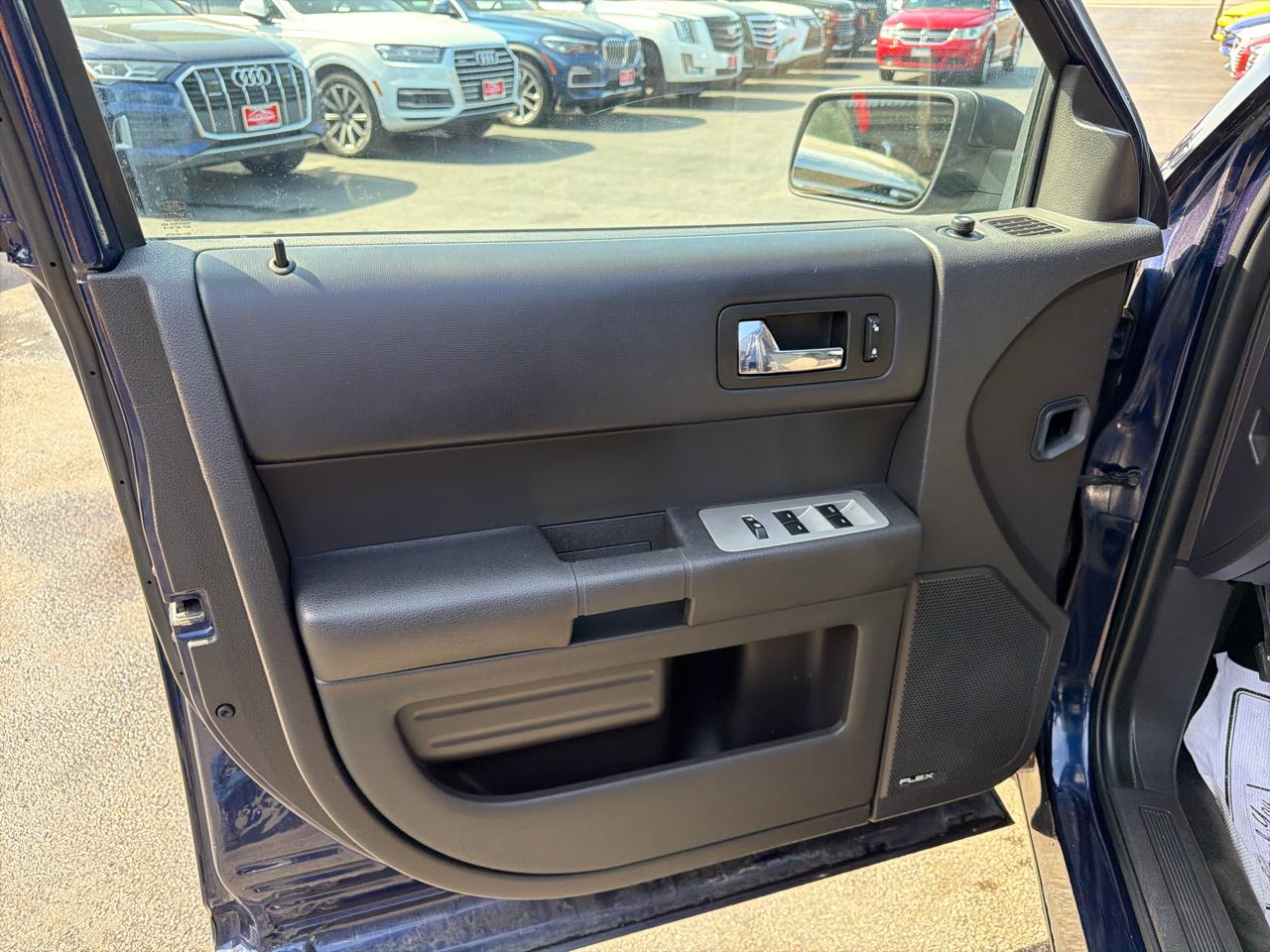 Ford Flex 4dr SE FWD 2011