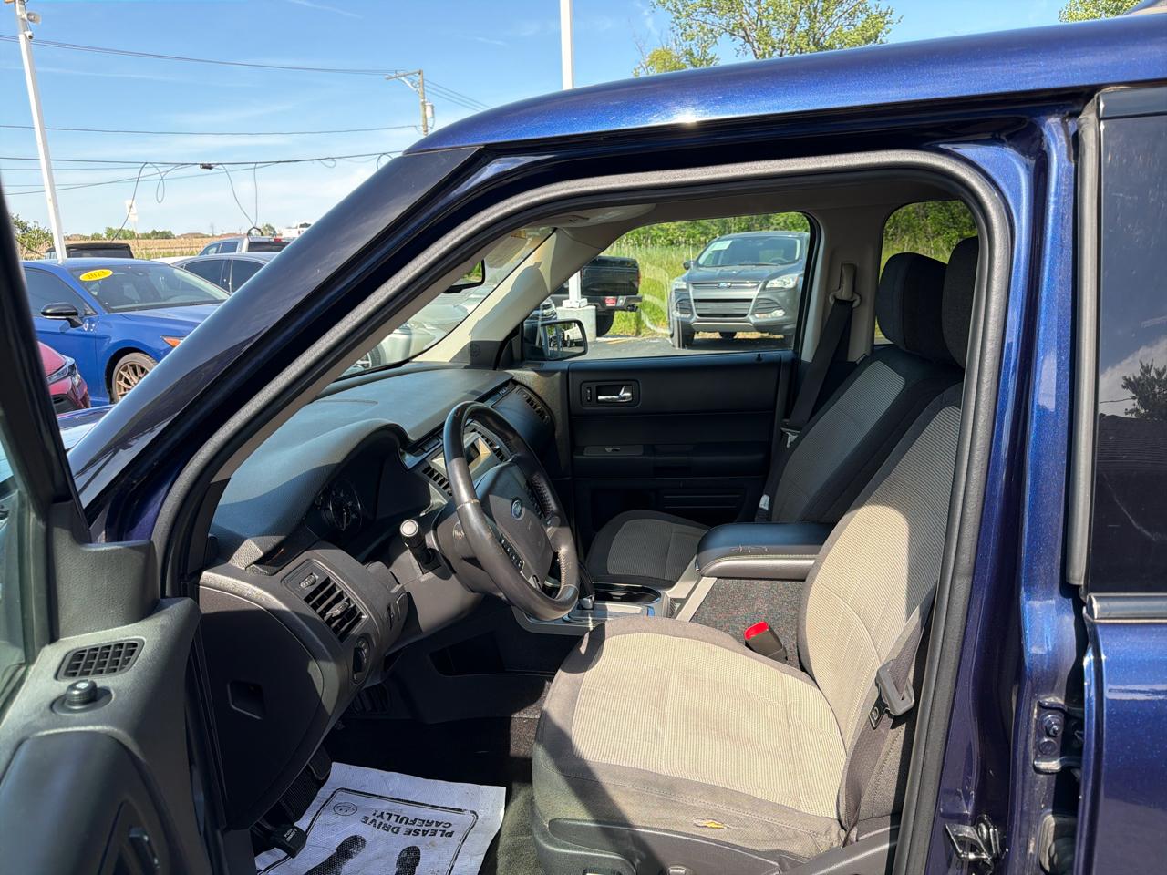 Ford Flex 4dr SE FWD 2011