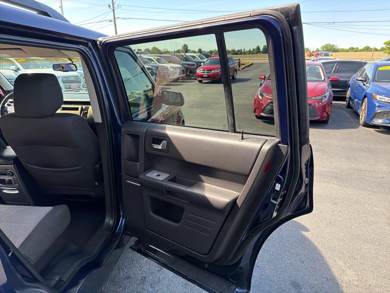 Ford Flex 4dr SE FWD 2011
