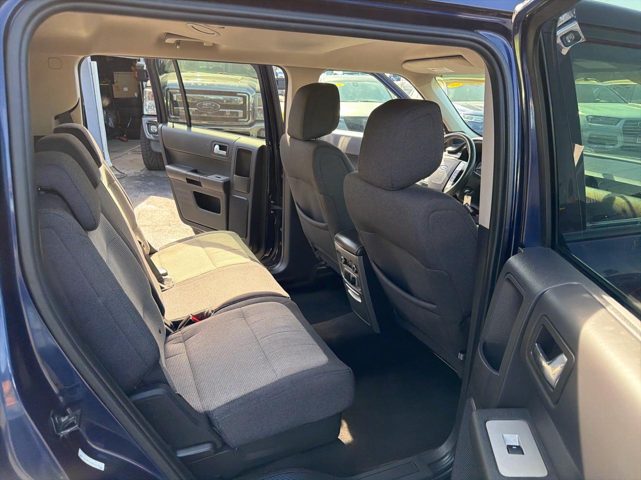 Ford Flex 4dr SE FWD 2011