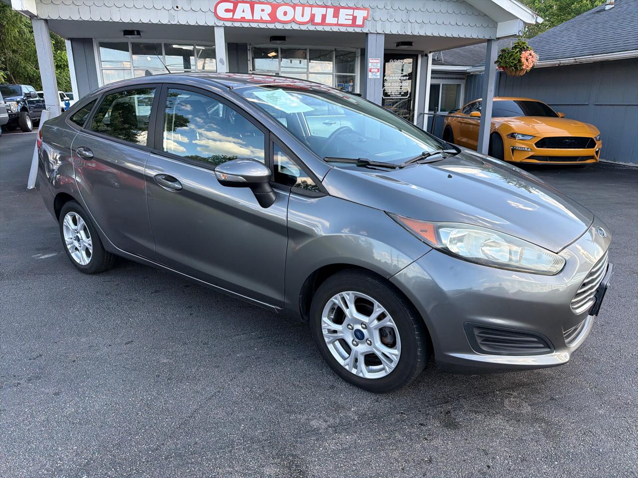 Ford Fiesta 4dr Sdn SE 2014