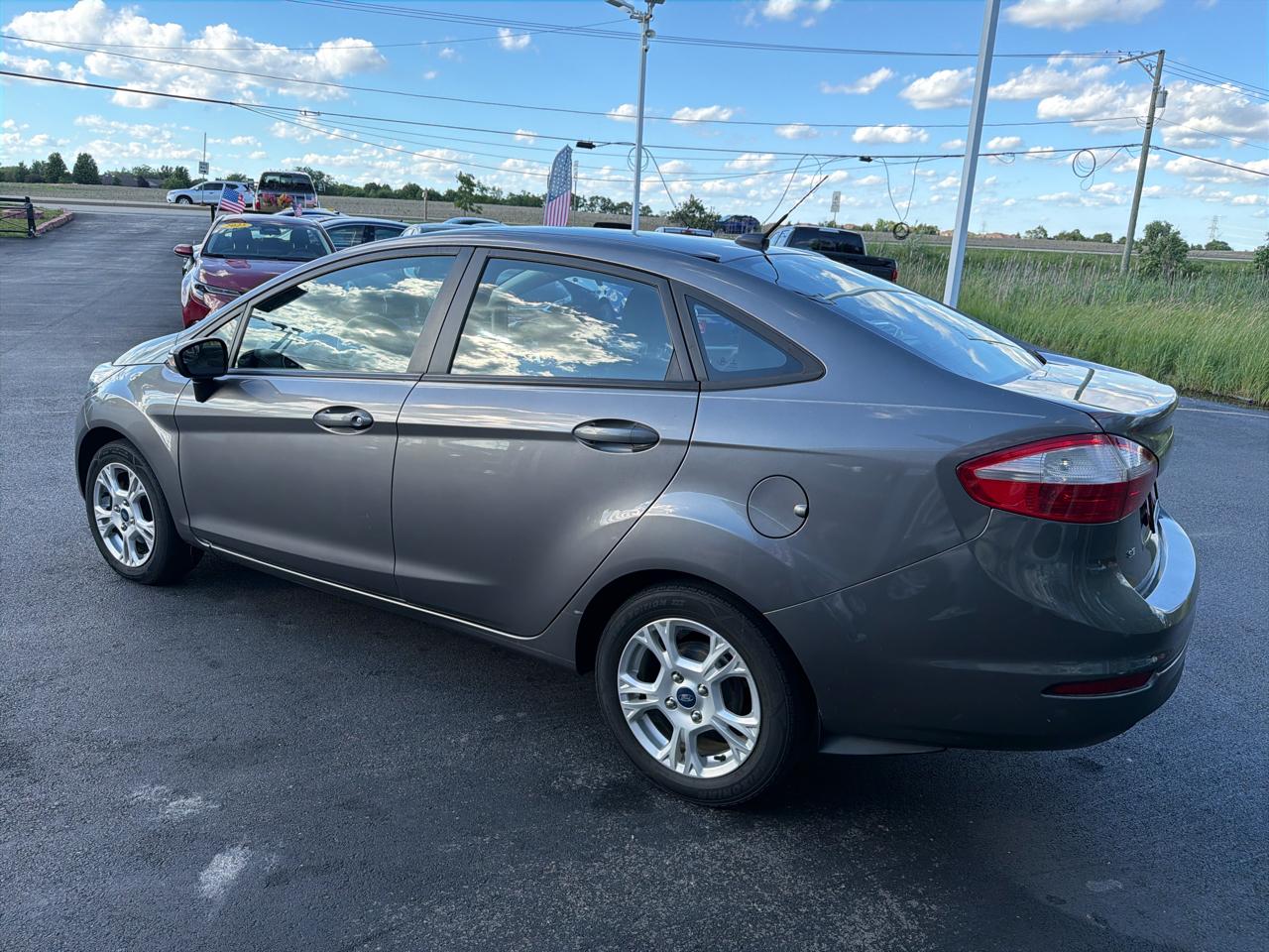 Ford Fiesta 4dr Sdn SE 2014