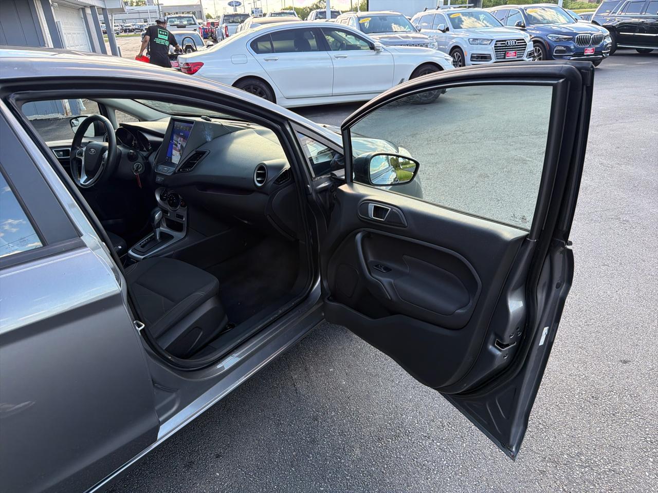 Ford Fiesta 4dr Sdn SE 2014